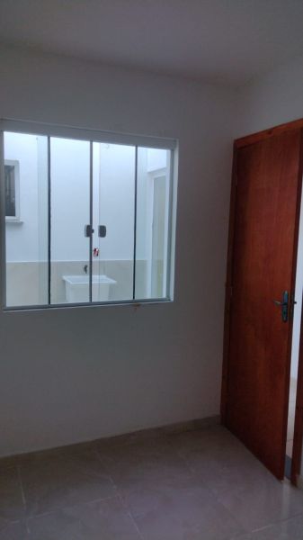 Casa 2 dormitórios no bairro Vila Elza