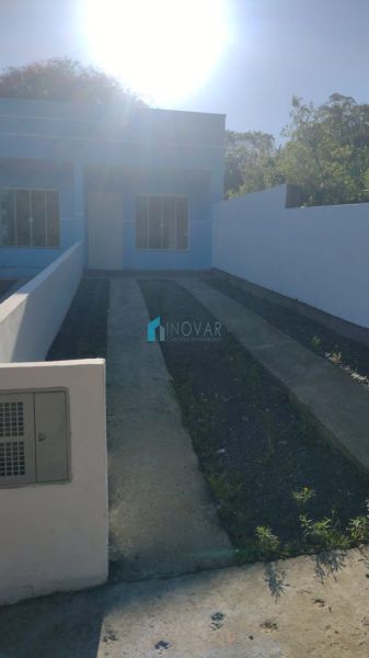 Casa 2 dormitórios no bairro Vila Elza