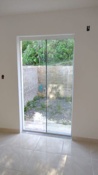 Casa 2 dormitórios no bairro Vila Elza