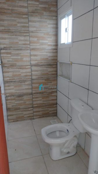 Casa 2 dormitórios no bairro Vila Elza