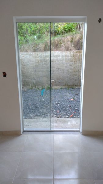 Casa 2 dormitórios no bairro Vila Elza