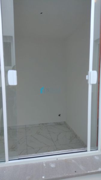 Casa 2 dormitórios no bairro Vila Elza