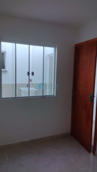 Casa 2 dormitórios no bairro Vila Elza