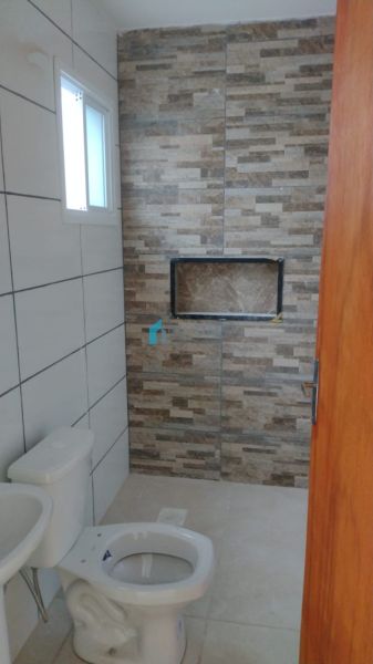 Casa 2 dormitórios no bairro Vila Elza