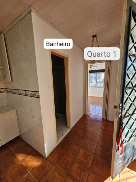 Sobrado 4 dormitórios no bairro Protásio Alves