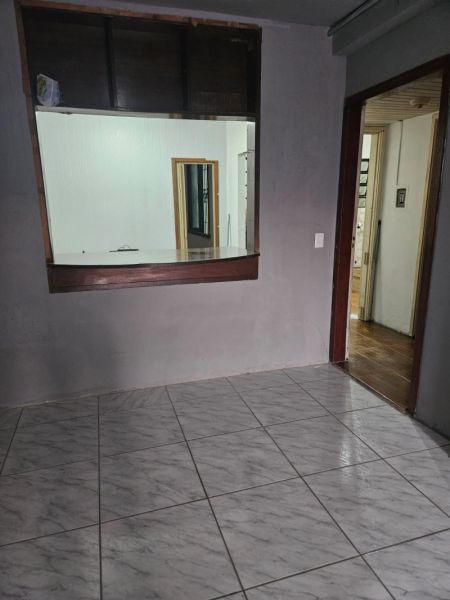 Sobrado 4 dormitórios no bairro Protásio Alves