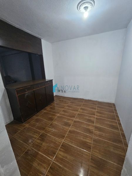 Sobrado 4 dormitórios no bairro Protásio Alves