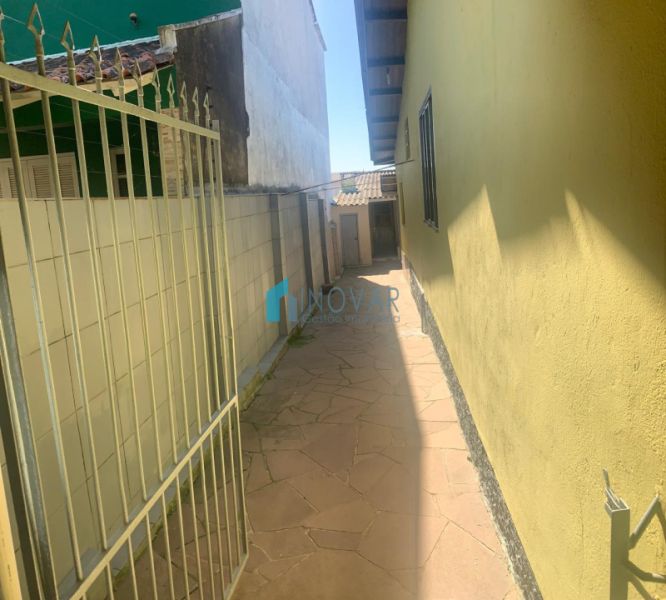 Casa 3 dormitórios no bairro Rubem Berta