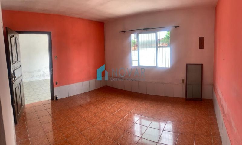 Casa 2 dormitórios no bairro Niterói