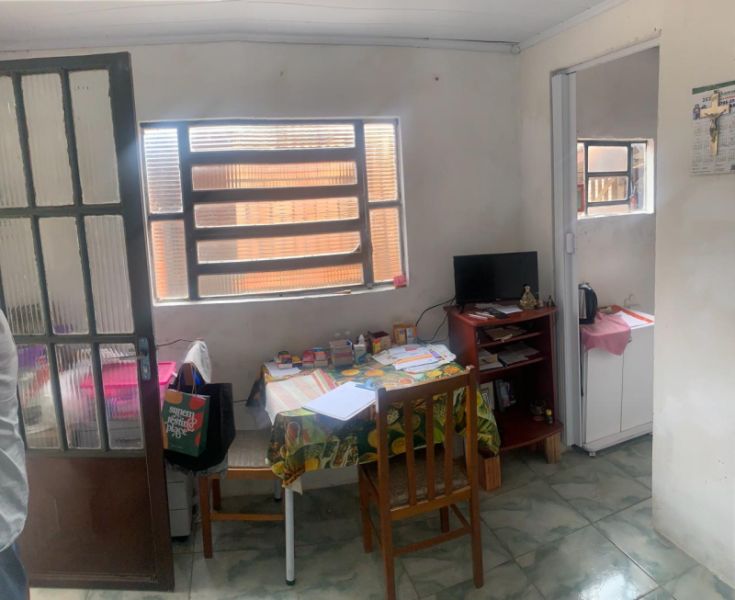 Casa 2 dormitórios no bairro Niterói