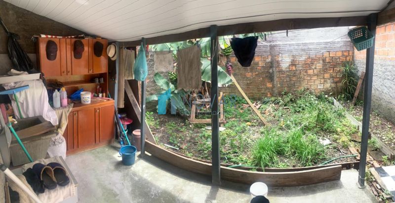 Casa 2 dormitórios no bairro Niterói