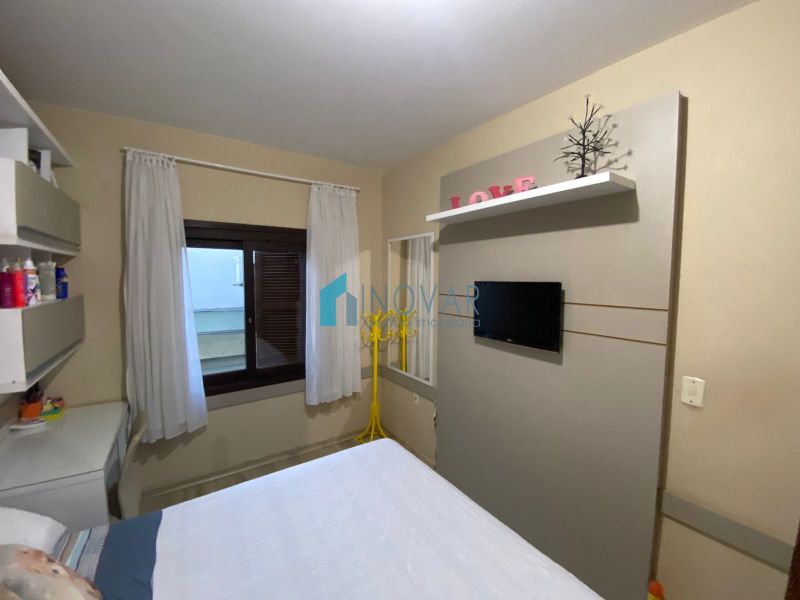 Sobrado 4 dormit&oacute;rios no bairro Centro