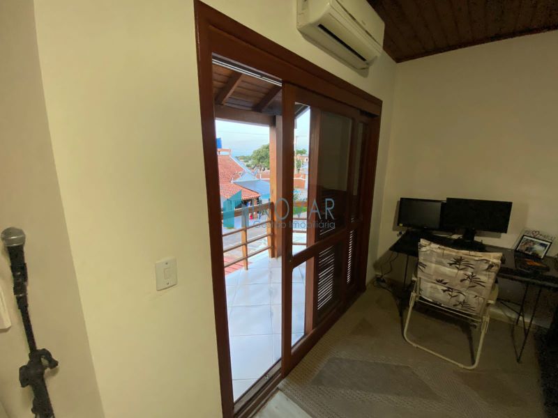 Sobrado 4 dormit&oacute;rios no bairro Centro