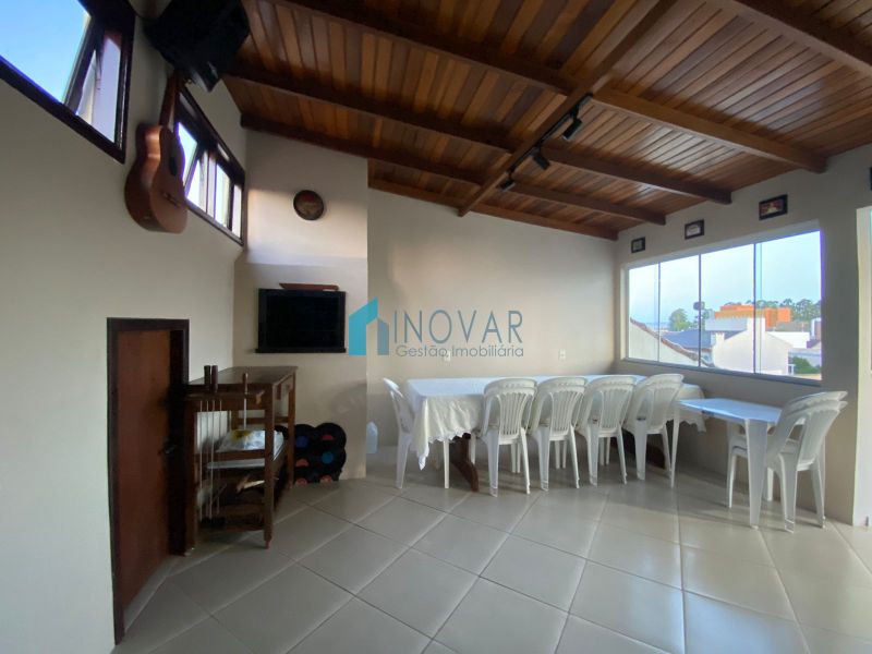 Sobrado 4 dormit&oacute;rios no bairro Centro