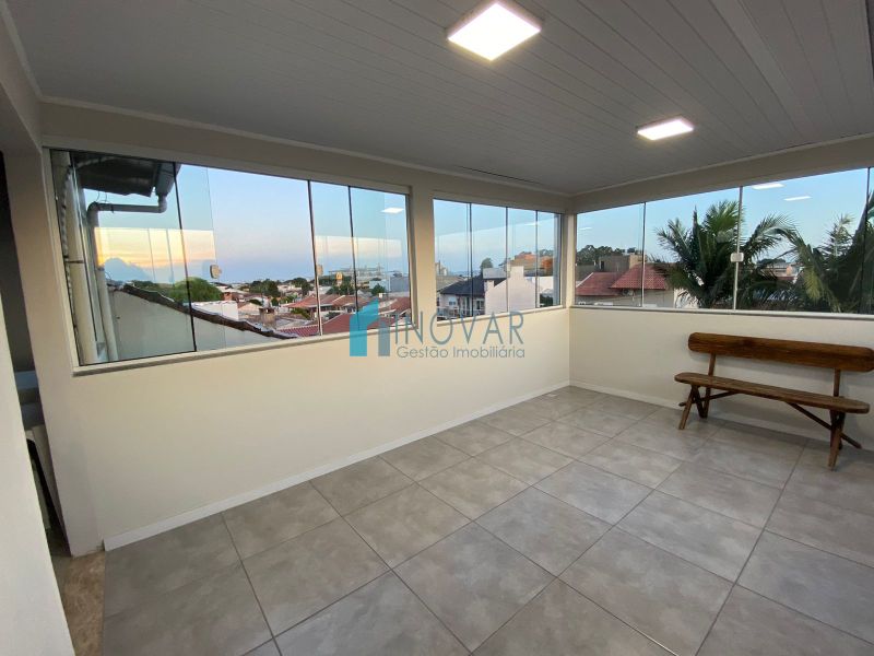 Sobrado 4 dormit&oacute;rios no bairro Centro