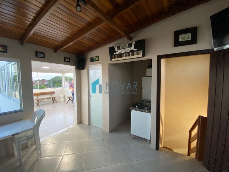 Sobrado 4 dormit&oacute;rios no bairro Centro