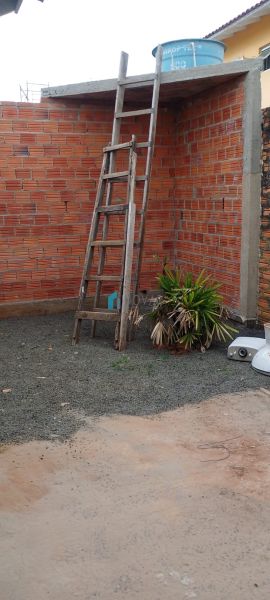 Casa 3 dormit&oacute;rios no bairro Mato Grande