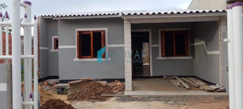 Casa 3 dormit&oacute;rios no bairro Mato Grande