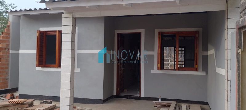 Casa 3 dormit&oacute;rios no bairro Mato Grande