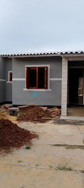 Casa 3 dormit&oacute;rios no bairro Mato Grande