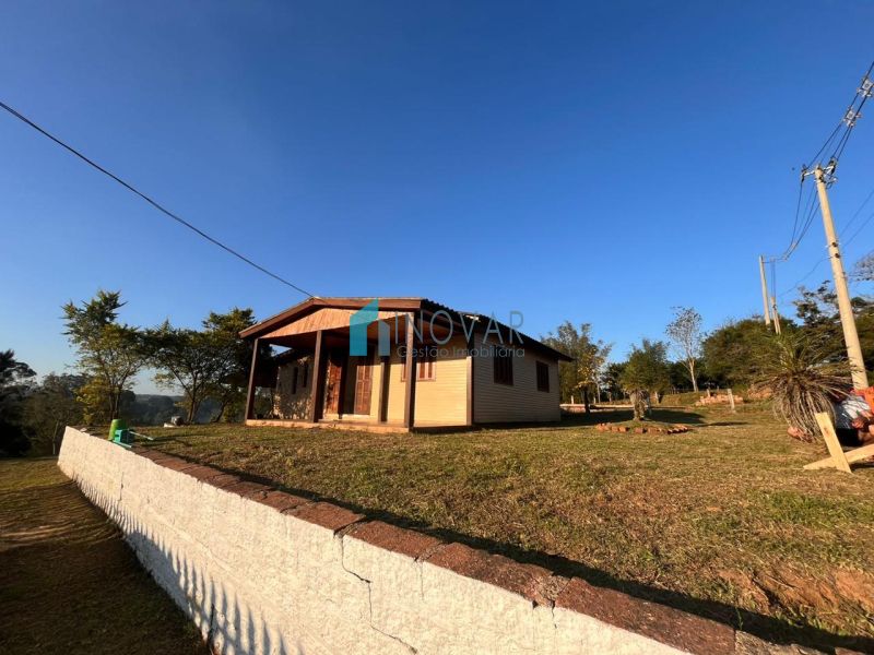 Sítio 2 dormit&oacute;rios no bairro Morungava