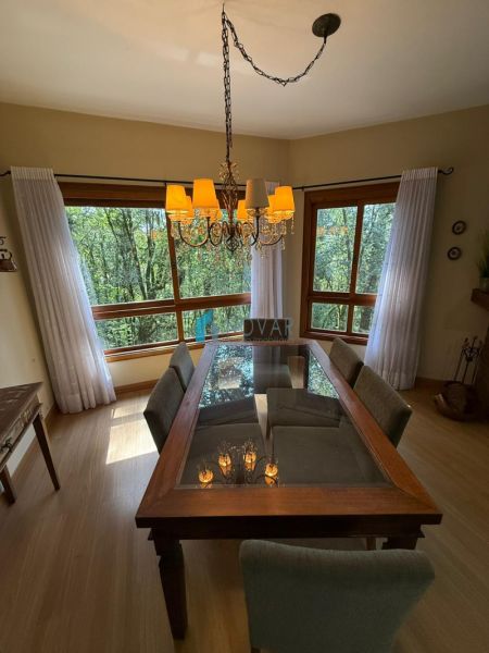 Apartamento 3 dormit&oacute;rios no bairro Centro