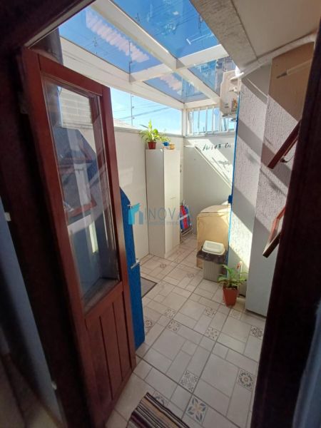 Sobrado 2 dormit&oacute;rios no bairro Niterói