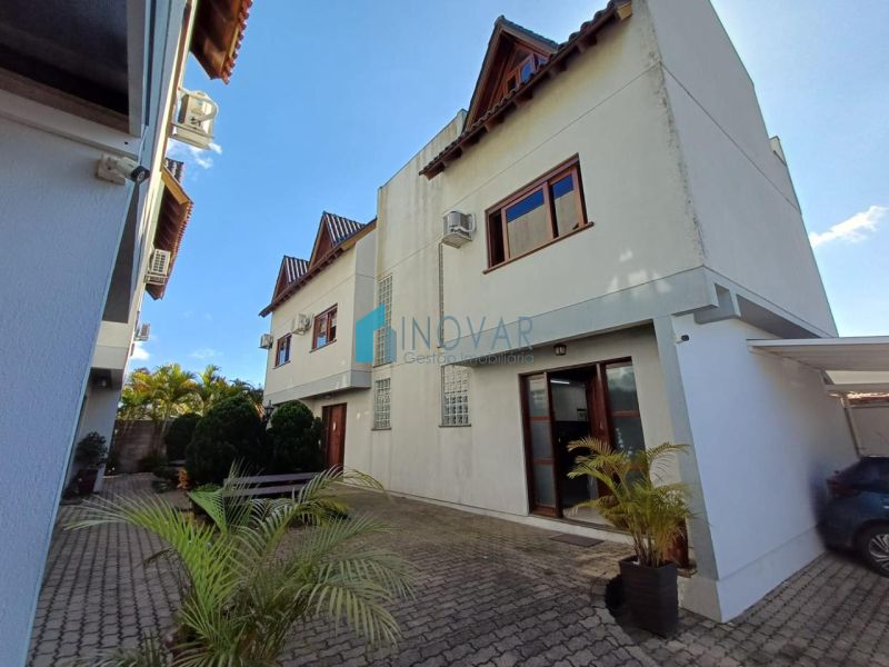 Sobrado 2 dormit&oacute;rios no bairro Niterói - 