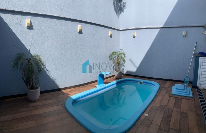 Sobrado 3 dormit&oacute;rios no bairro Bela Vista