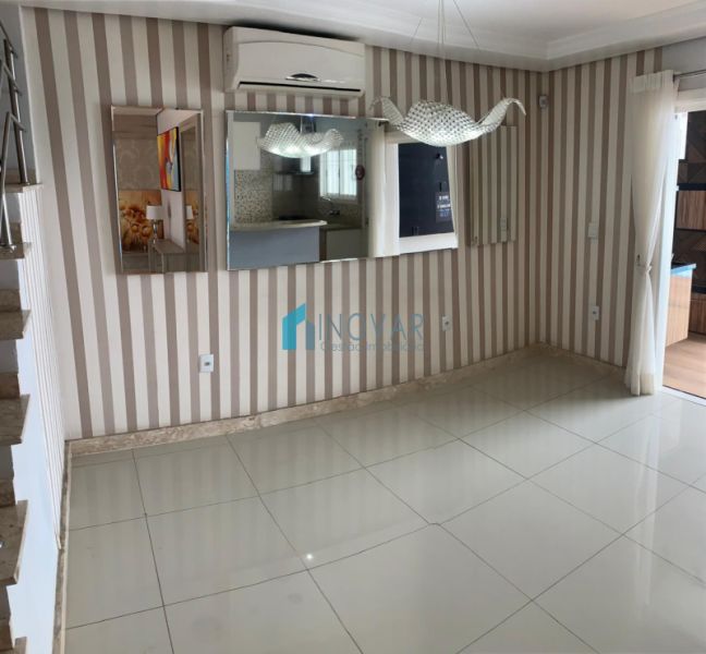 Sobrado 3 dormit&oacute;rios no bairro Bela Vista