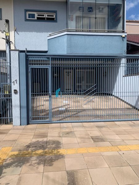 Sobrado 3 dormit&oacute;rios no bairro Bela Vista - 