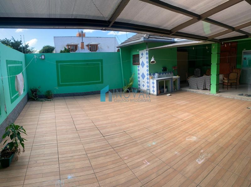 Casa 2 dormit&oacute;rios no bairro Moinhos de Vento