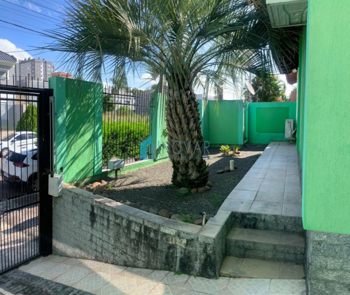 Casa 2 dormit&oacute;rios no bairro Moinhos de Vento