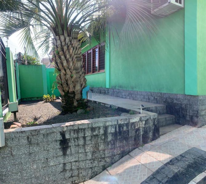 Casa 2 dormit&oacute;rios no bairro Moinhos de Vento