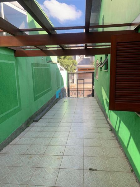 Casa 2 dormit&oacute;rios no bairro Moinhos de Vento
