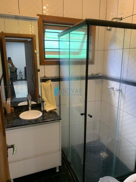 Casa 2 dormit&oacute;rios no bairro Moinhos de Vento