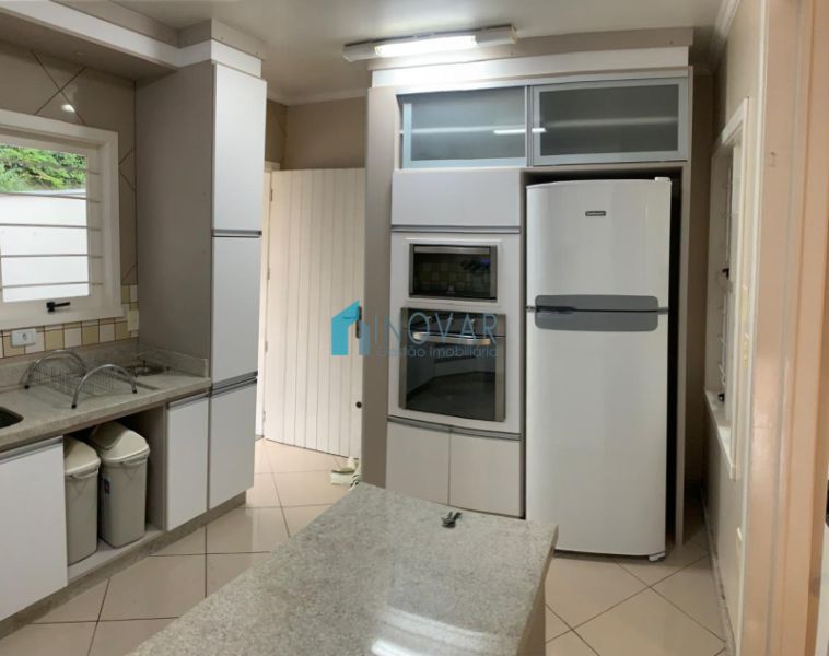 Casa 3 dormit&oacute;rios no bairro Centro