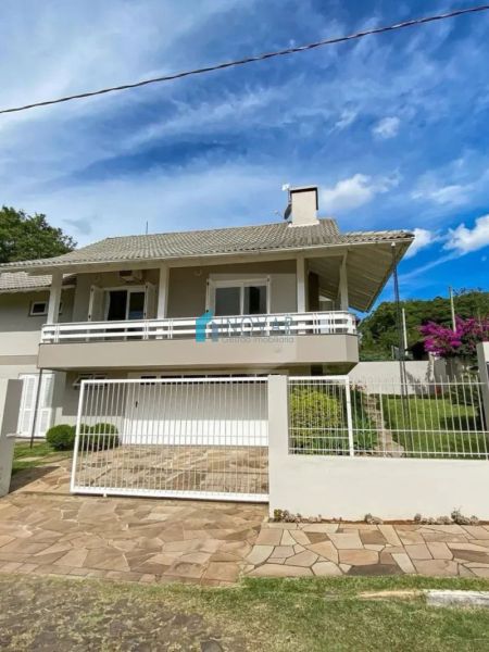 Casa 3 dormit&oacute;rios no bairro Centro - 