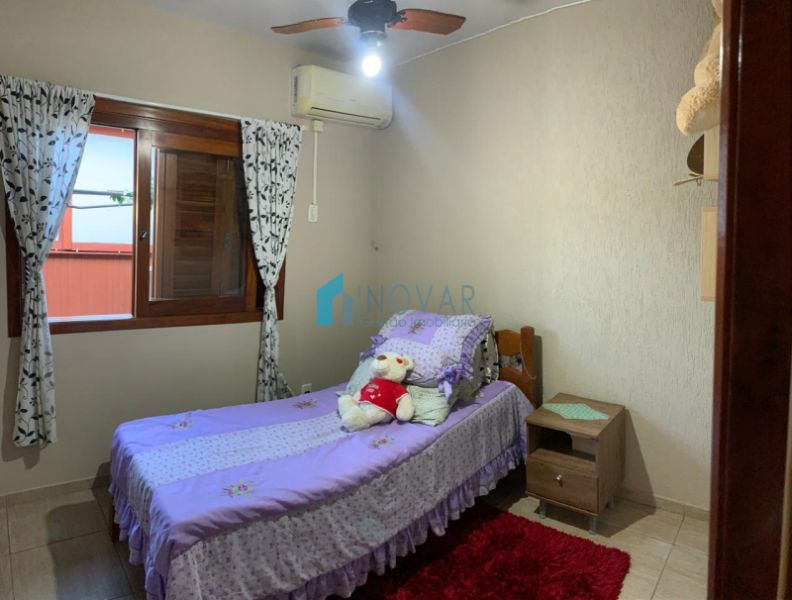 Casa 3 dormit&oacute;rios no bairro Niterói