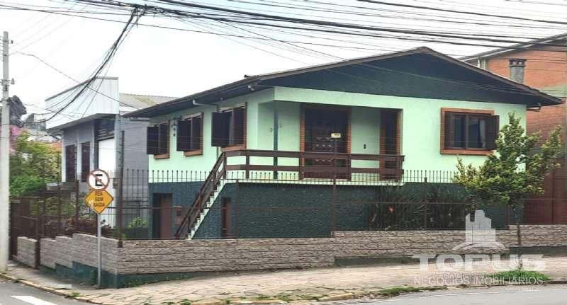 Casa 3 dormitórios no bairro Santa Lucia em Caxias do Sul