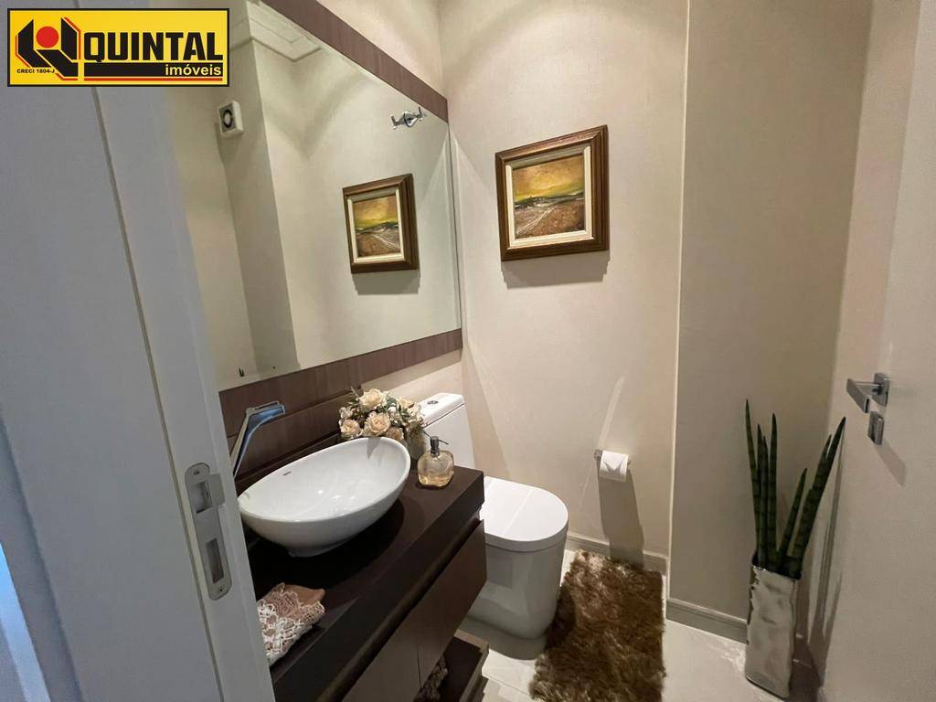 Apartamento 3 dormitórios no bairro Barra
