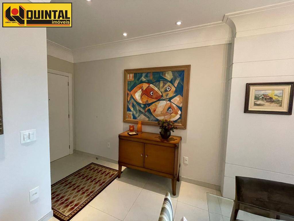 Apartamento 3 dormitórios no bairro Barra