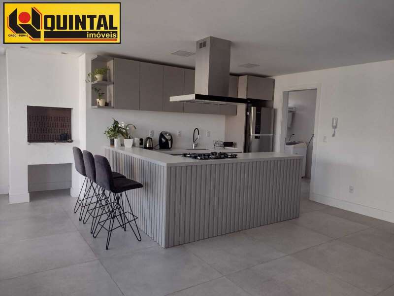 Apartamento 3 dormitórios no bairro Bom Retiro