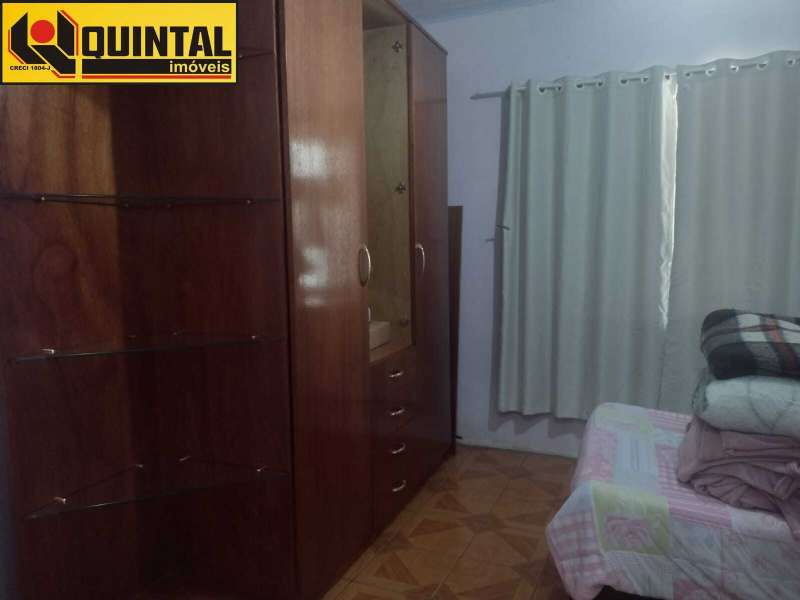 Casa Residencial 7 dormitórios no bairro Vila Nova