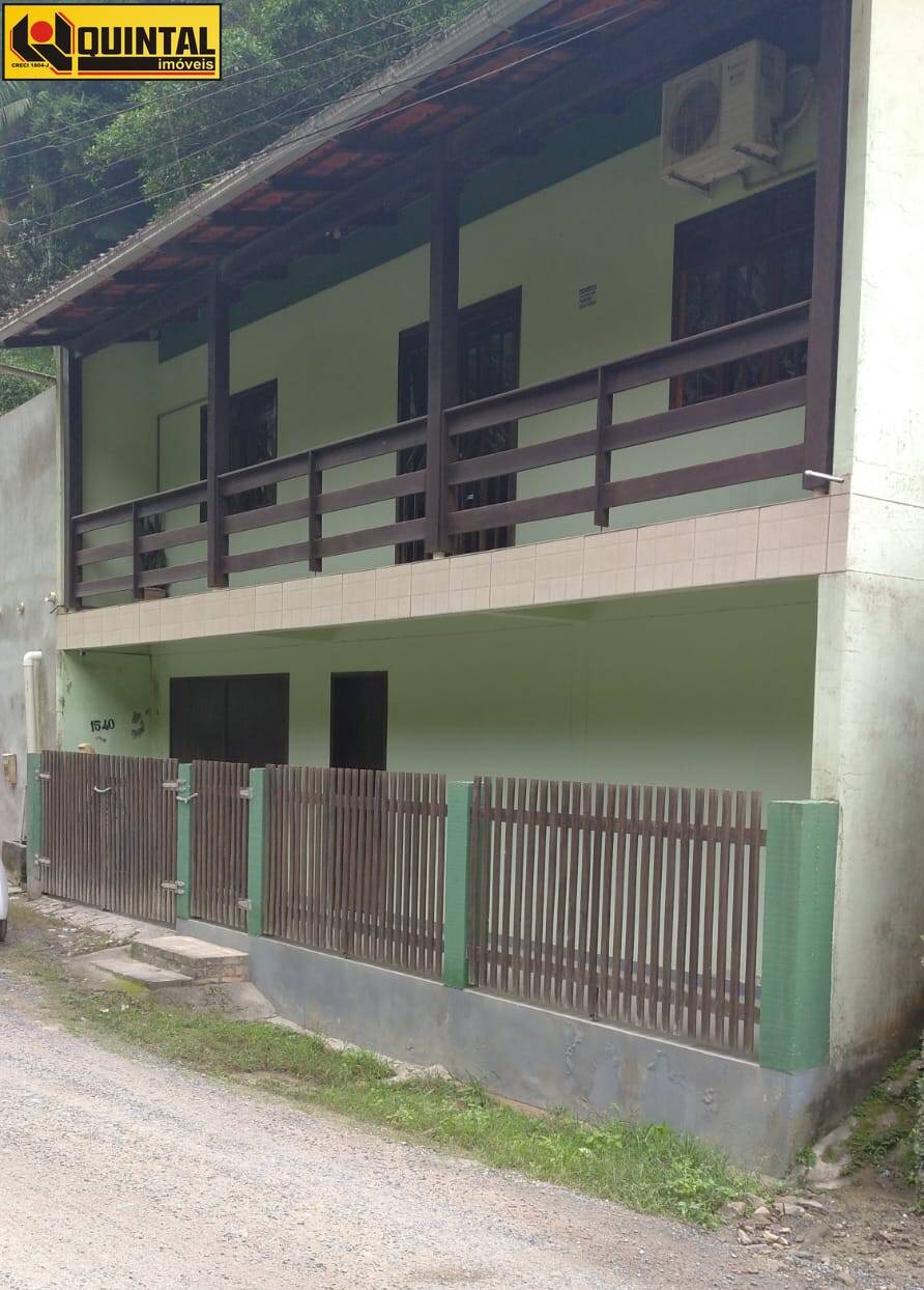 Casa Residencial 3 dormitórios  no bairro Vorstadt em Blumenau - Quintal Imóveis - Imóveis em Blumenau e região