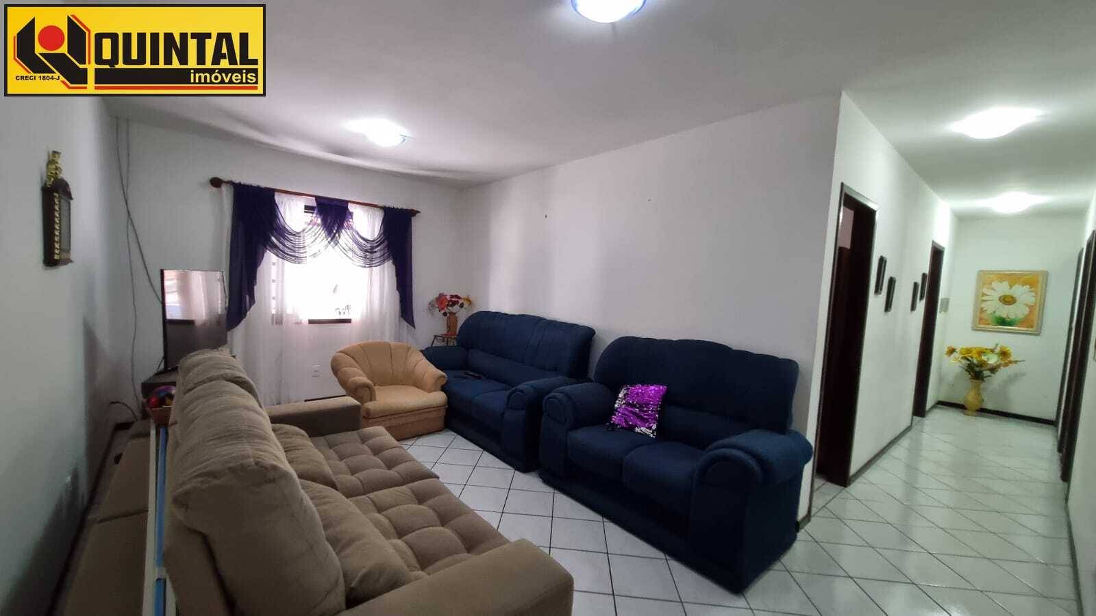 Casa Residencial 3 dormitórios no bairro Glória