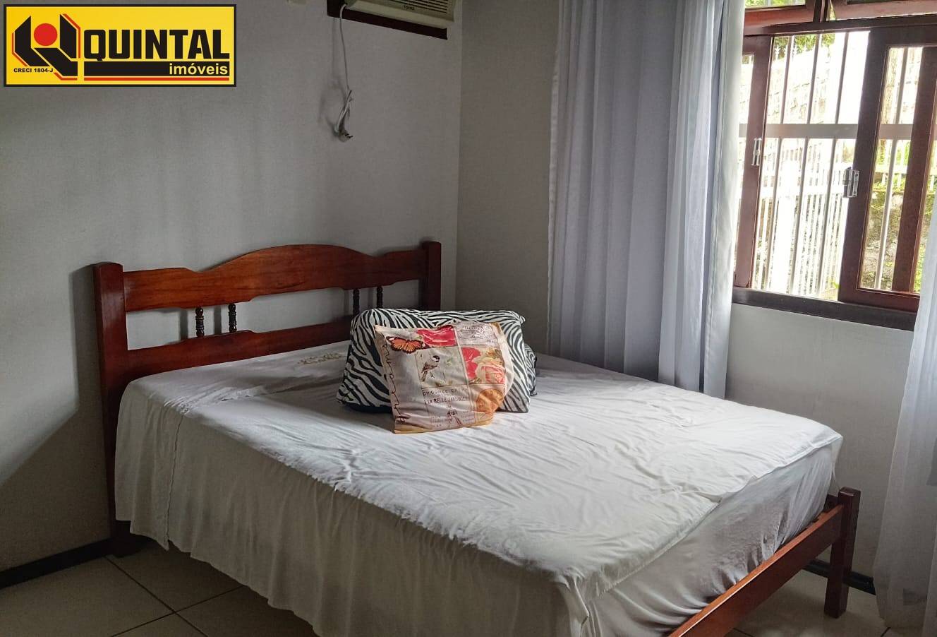 Casa Residencial 3 dormitórios no bairro Glória