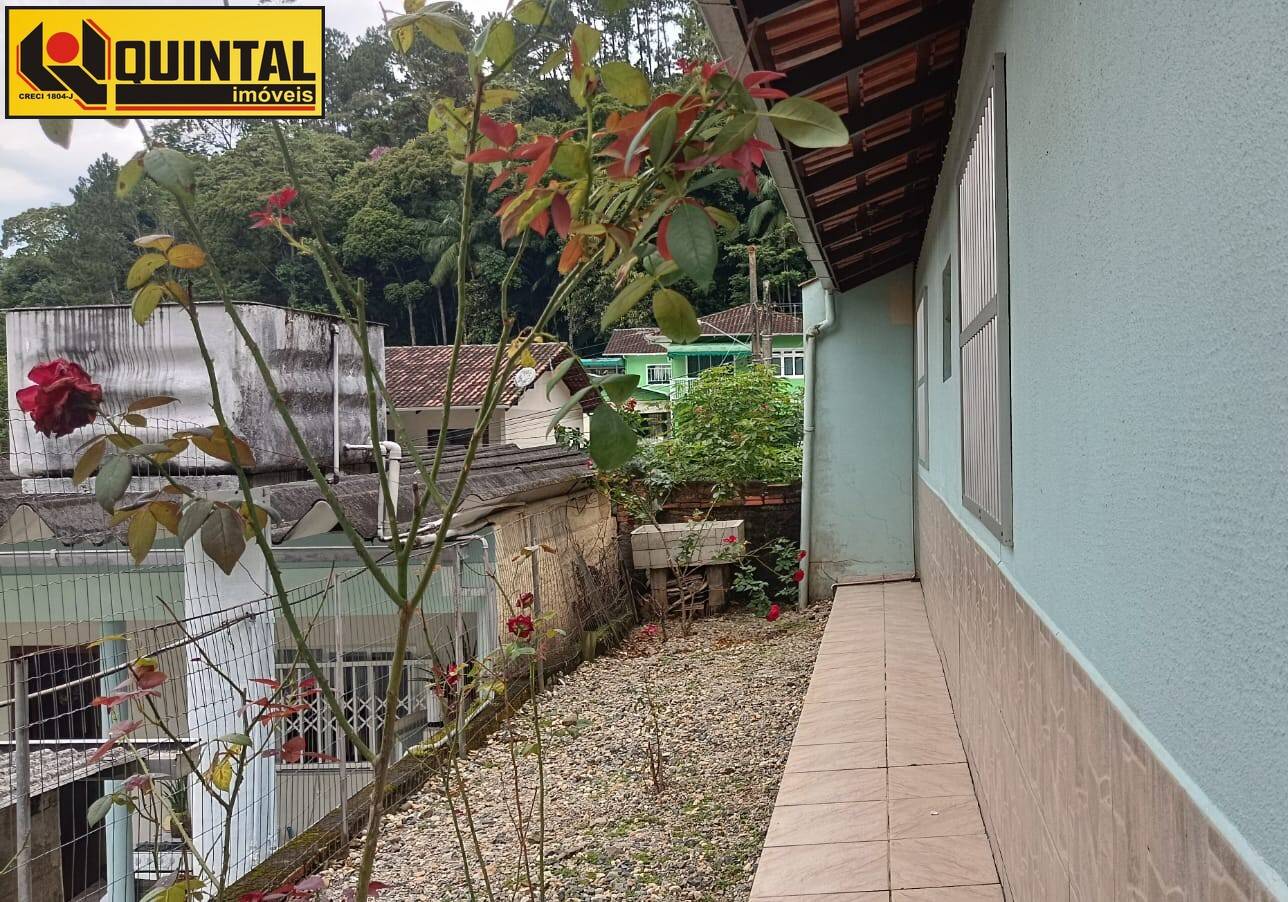 Casa Residencial 3 dormitórios no bairro Glória