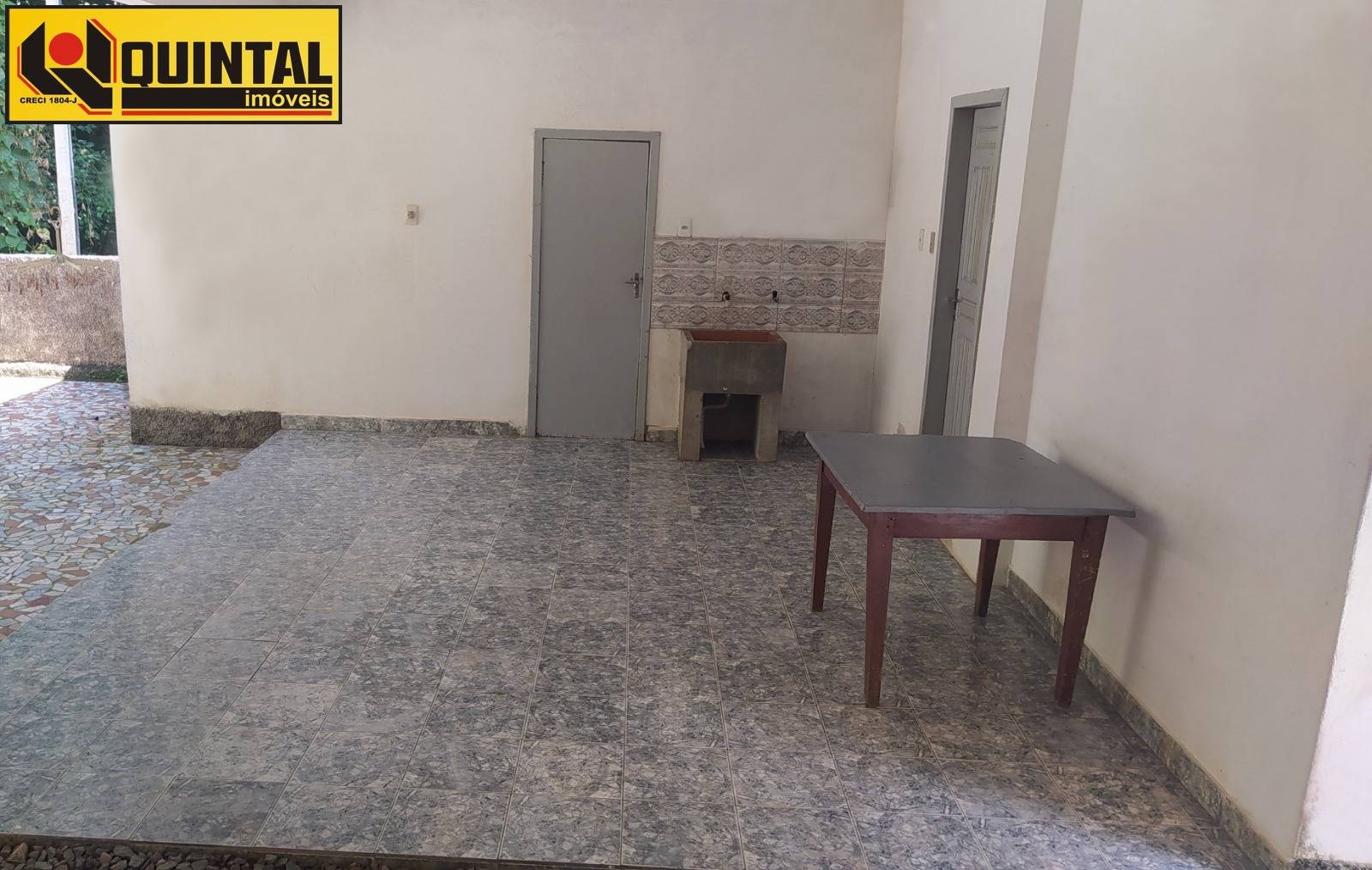 Casa Residencial 3 dormitórios no bairro Glória