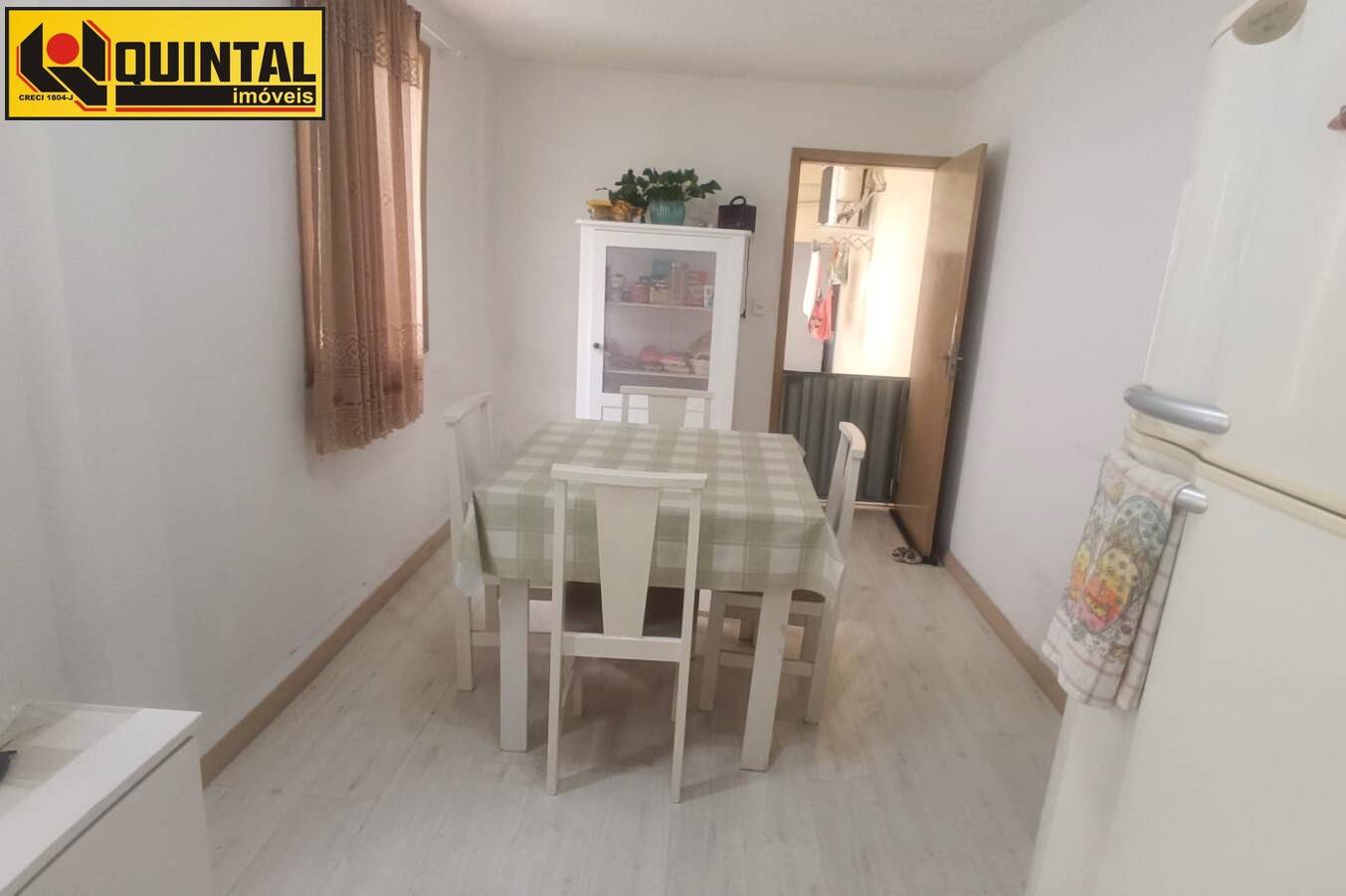 Casa Residencial 5 dormitórios no bairro Garcia